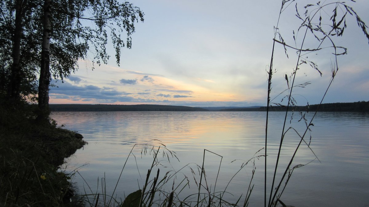 Вечер...озеро...перед закатом... - Вадим 