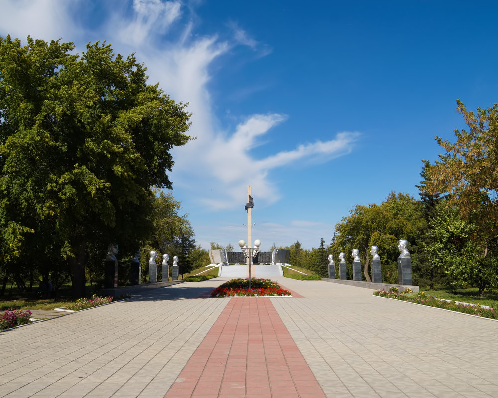 Стелла в Славгороде - Владимир Бондарев