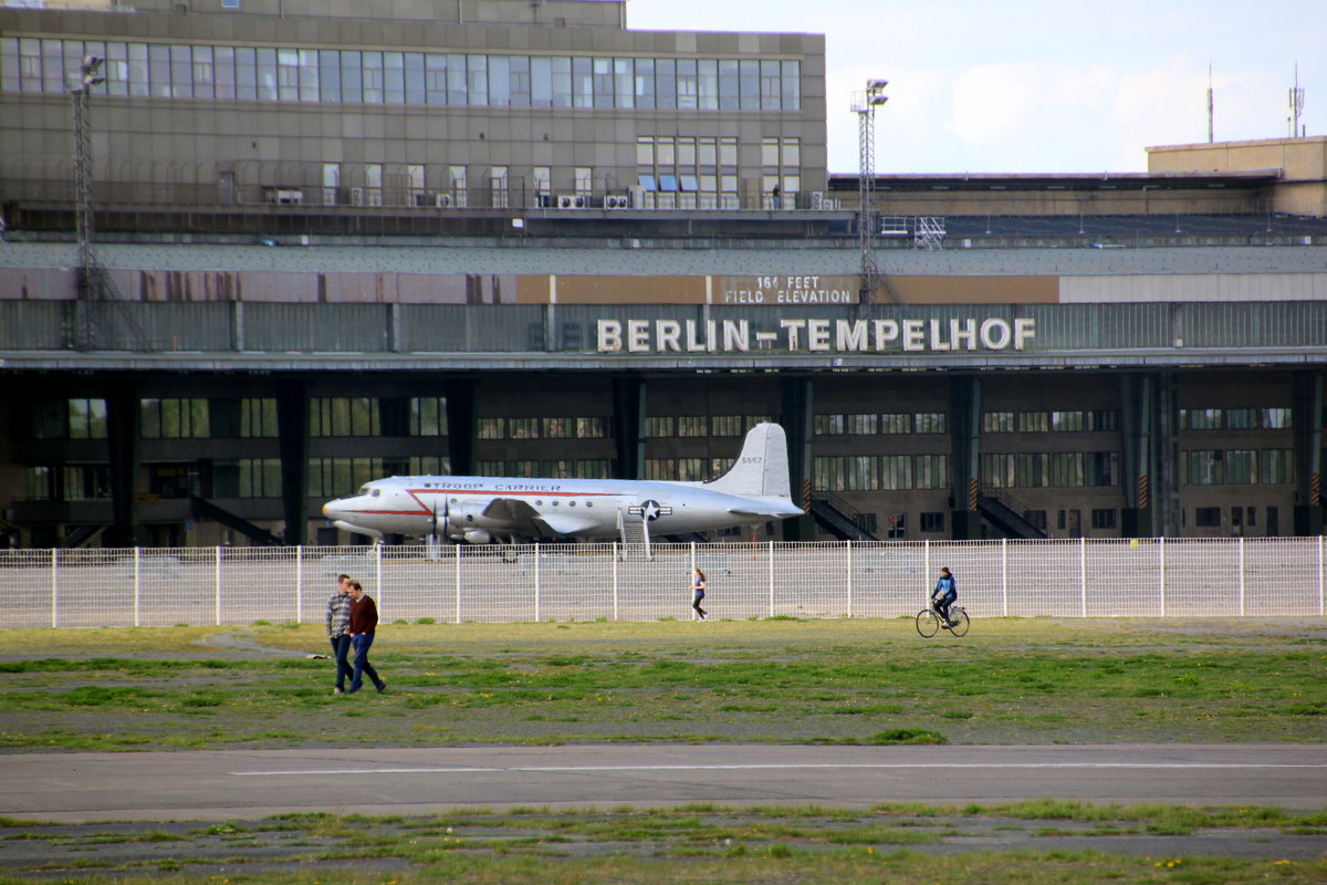 Berlin-Tempelhof (мать всех аэропортов) - Olga 