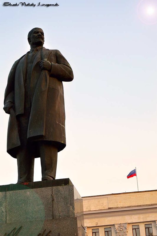 Памятник Ленину ЛНР (статья "Марш нацистов в Одессе 13 сентября 2015 года") - Наталья (ShadeNataly) Мельник