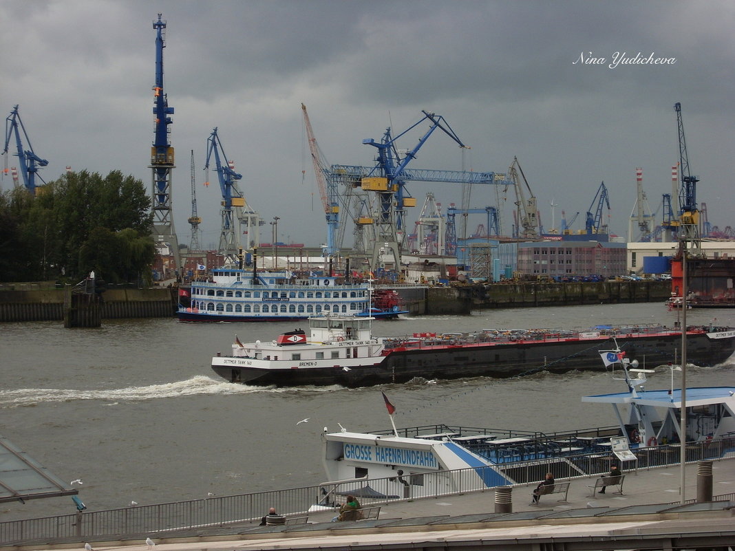 Hamburg. Hafen - Nina Yudicheva