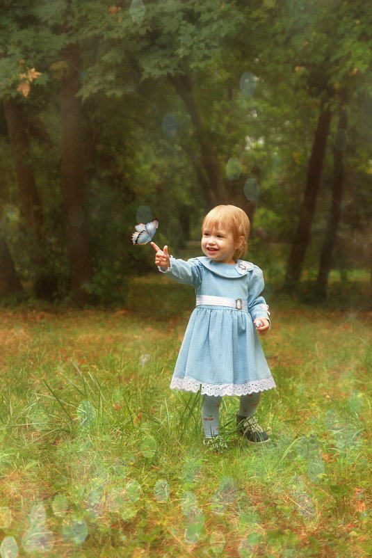 Маленькая Олечка в волшебном лесу - Светлана Попова