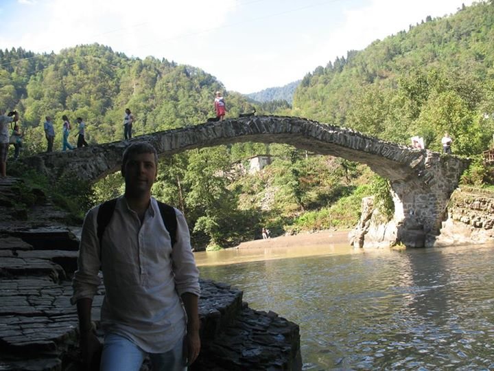 Мост XI века и вечные горы - Анна 