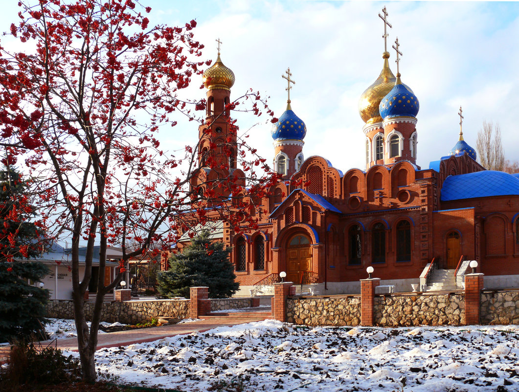Мужской монастырь - Александр Алексеев