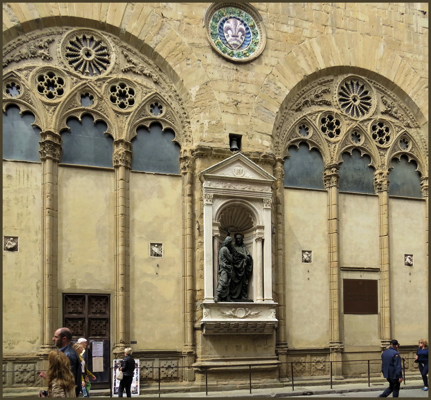 Флоренция. Церковь Орсанмикеле, фрагмент - Ирина Лушагина