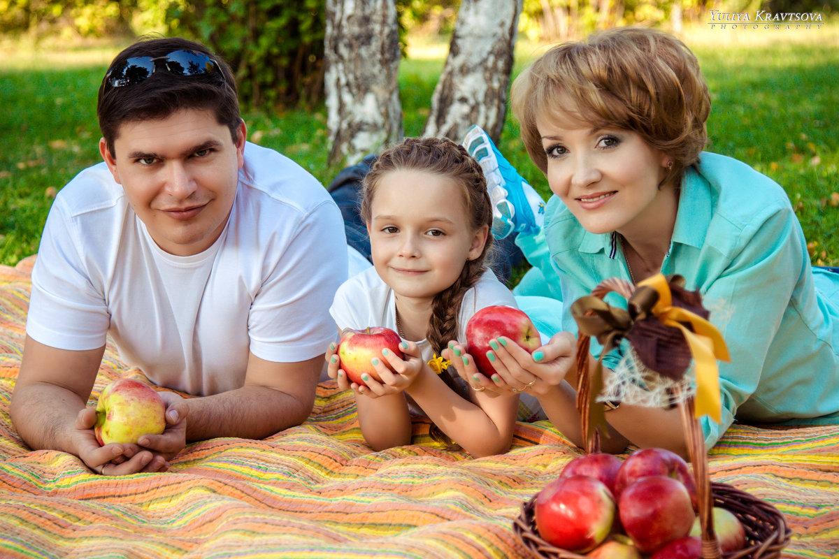 Солнце, яблоки, прекрасное настроение - Юлия Кравцова