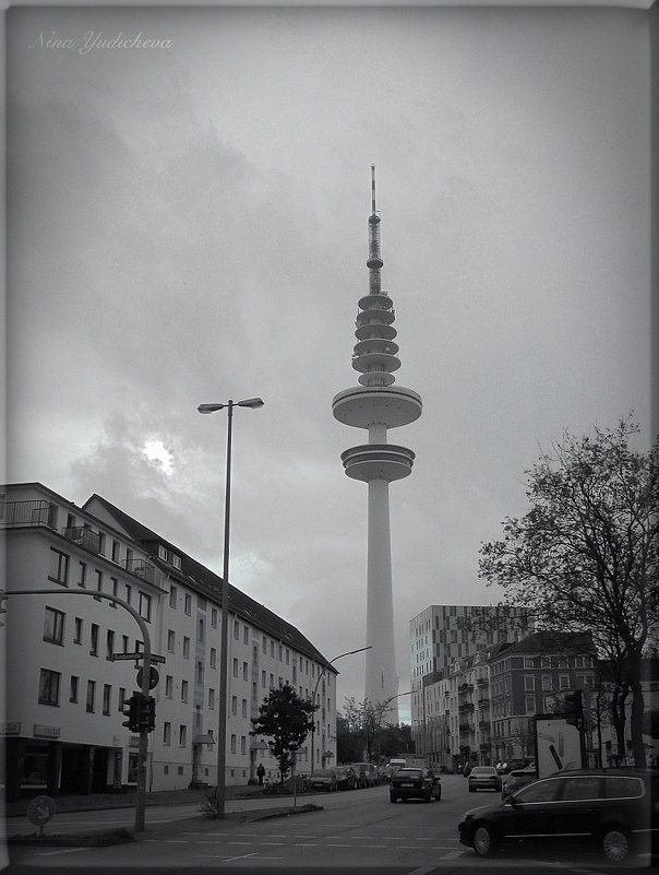 Hamburg. Der Heinrich-Hertz-Turm - Nina Yudicheva