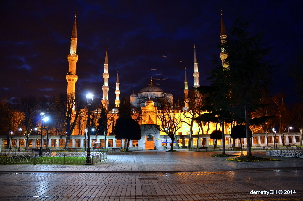 Голубая мечеть перед утренним намазом... - Dmitry Chudnovsky