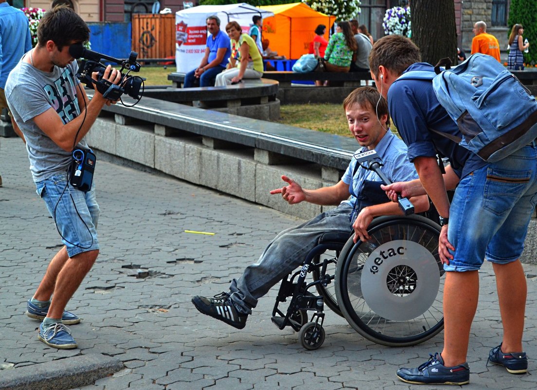 «Снимается сюжет о людях с ограниченными возможностями» - Aleks Nikon.ua