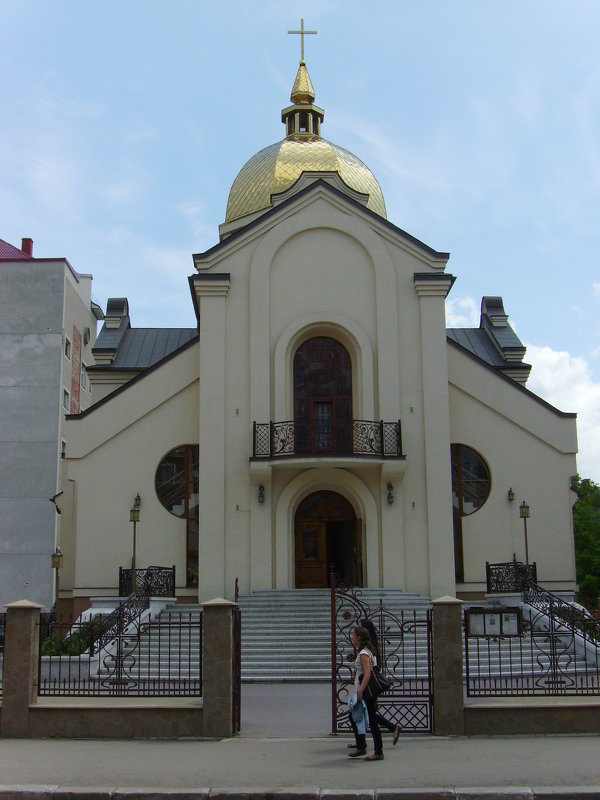 Греко - католический  храм  в  Ивано - Франковске - Андрей  Васильевич Коляскин