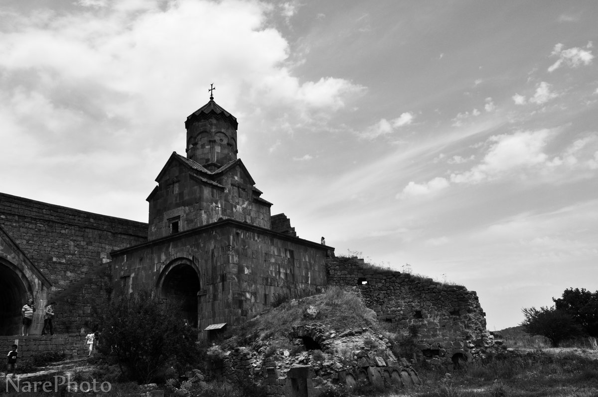 Церковь Сурб Аствацацин (Св. Богородица) в Татеве, построена в 1087 г. - Nare Yan