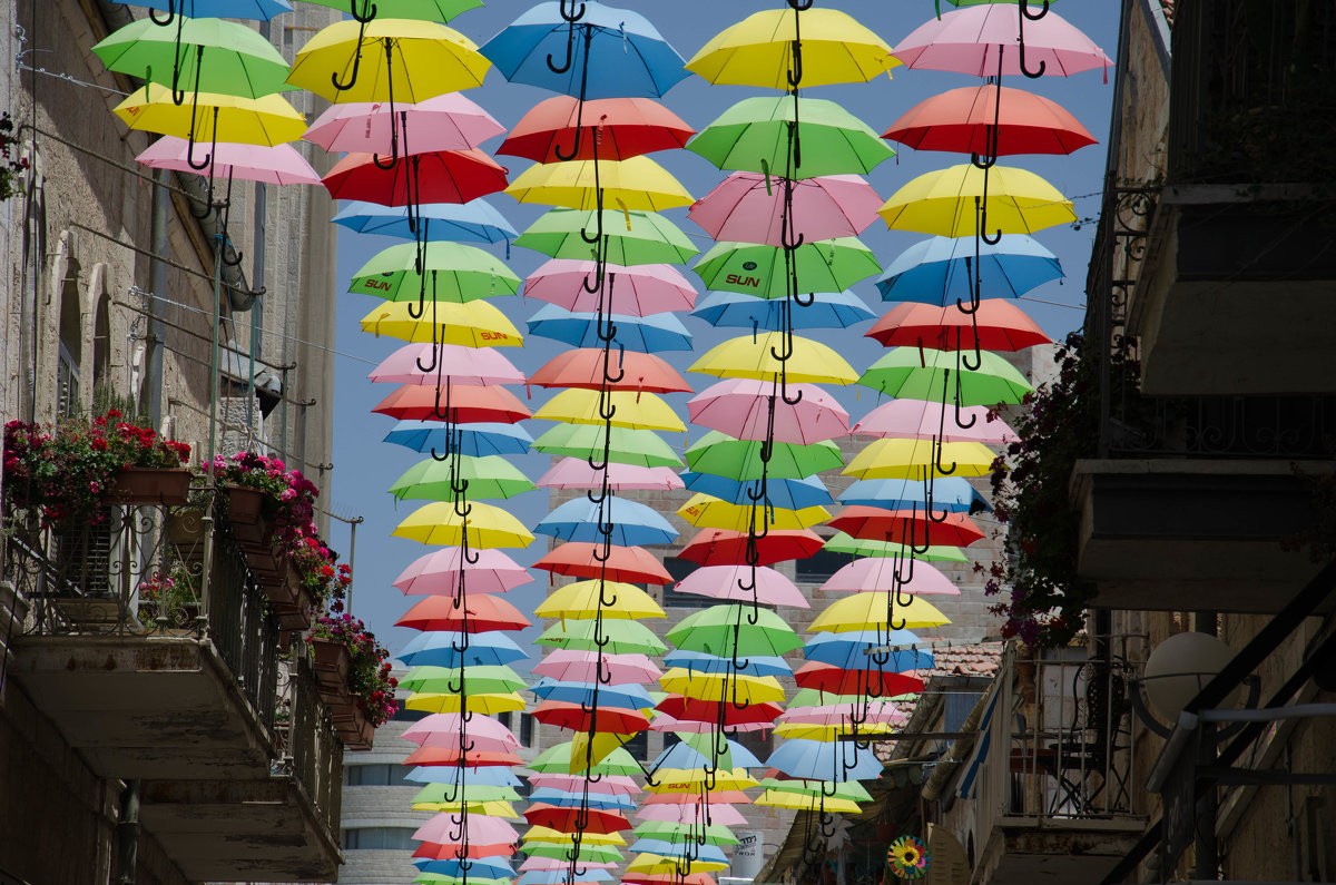 Under Umbrellas - Алексей Гимпель