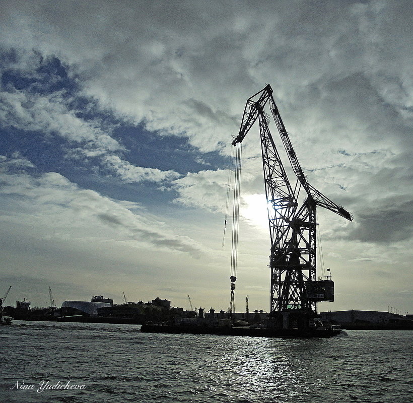 Hafen Hamburg - Nina Yudicheva