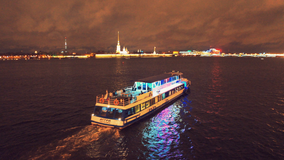 Нева ночью, Санкт-Петербург - Дарья :)