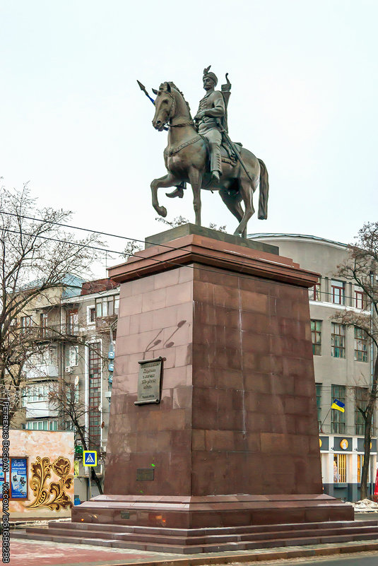 Памятник основателям Харькова - Богдан Петренко