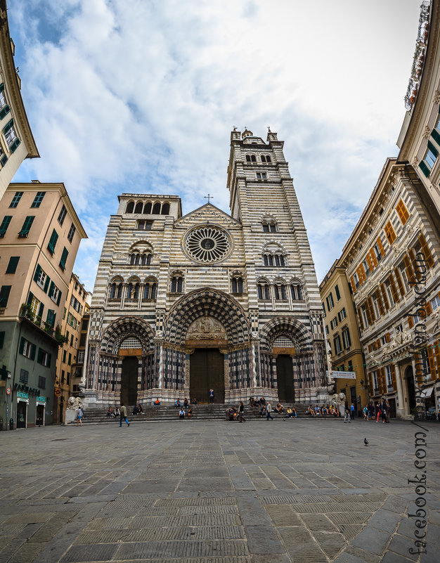 Piazza San Lorenzo... - Maximilian Buckup