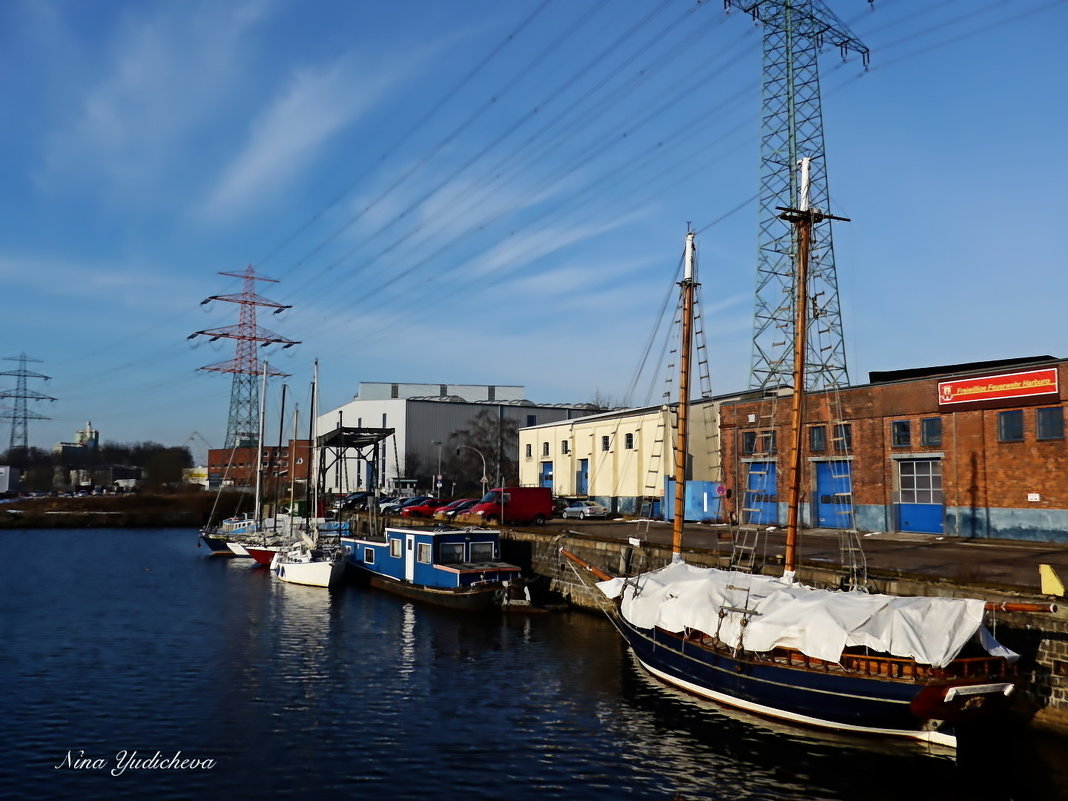 Hamburg. Binnenhafen - Nina Yudicheva