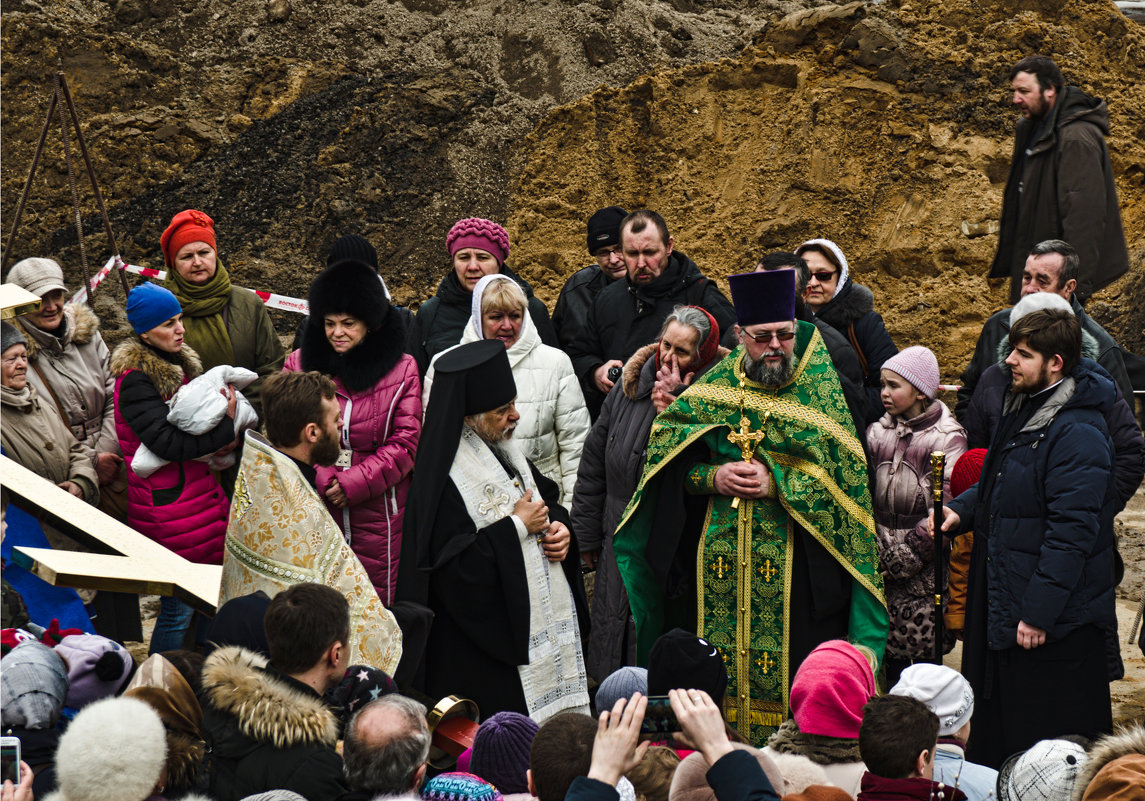 Освящение Креста на храм Алексея Мечёва. - Юрий 