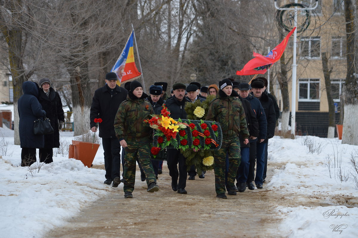 Возложение венков - Валерий Лазарев