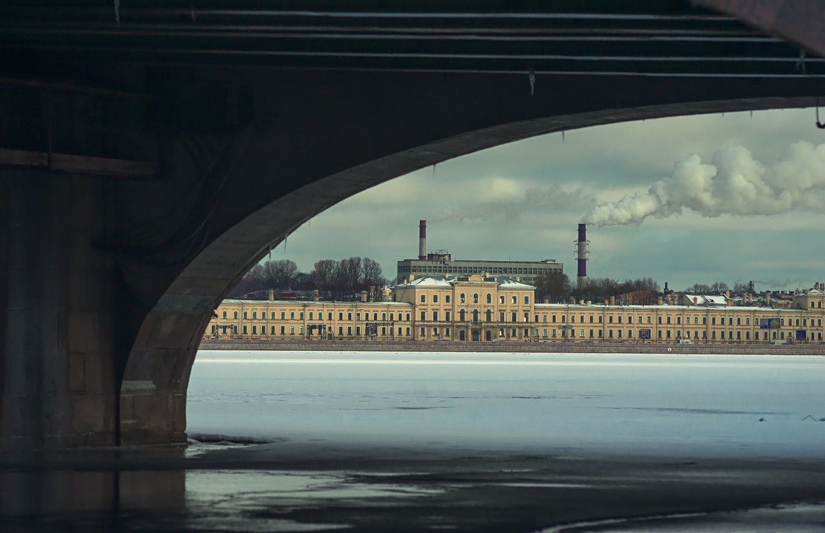 Санкт Петербург. Вид из под Троицкого моста - Михаил Александров