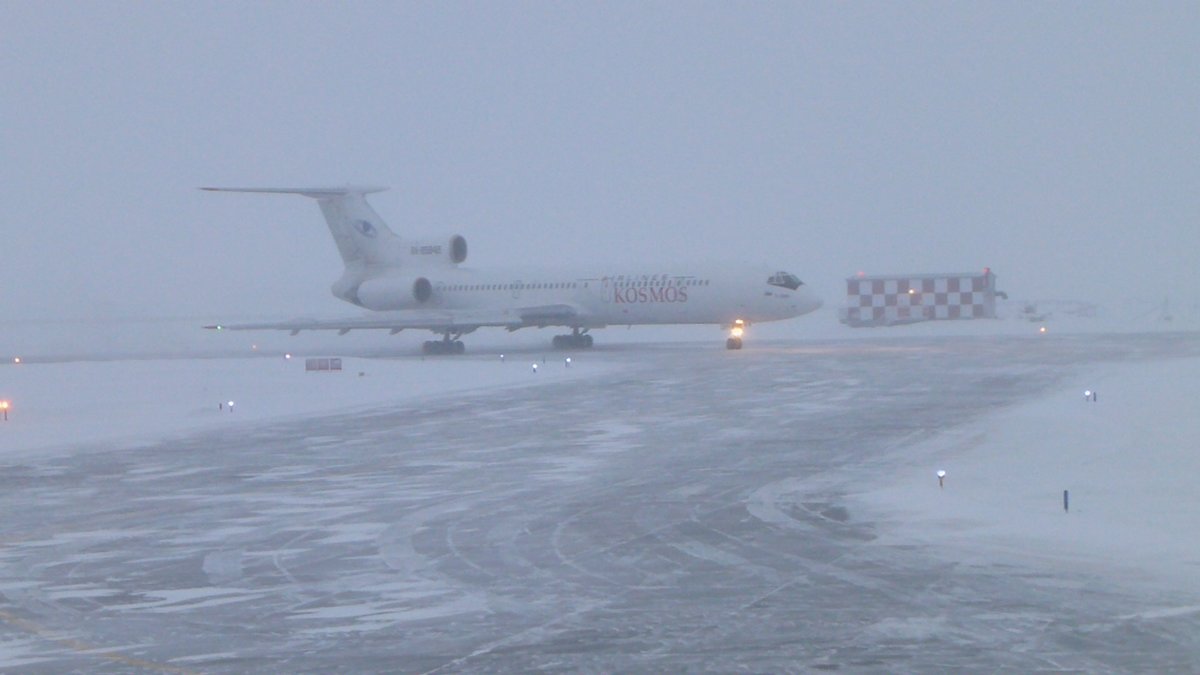 Ямбург Ту 154, ветерок со снегом. - Alexey YakovLev