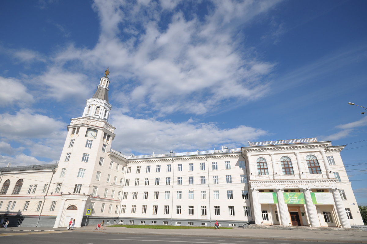 Административное здание в городе Чебоксары - Сергей Тагиров