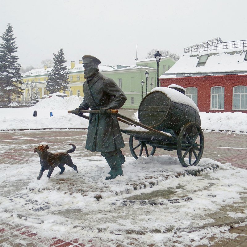 Памятник водовозу - Вера Щукина