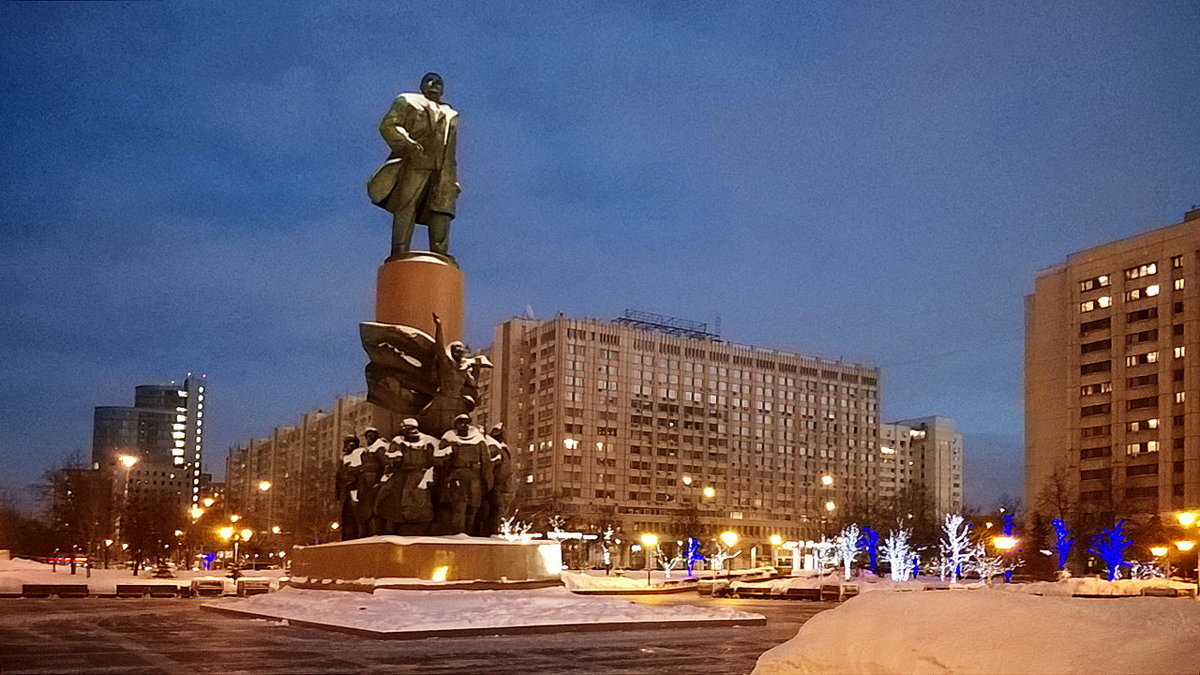 Вечером на Калужской площади... - Николай Дони