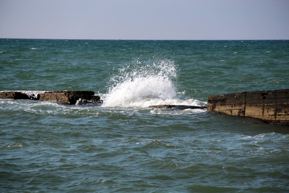 МОРЕ В АДЛЕРЕ - Елена Константиниди