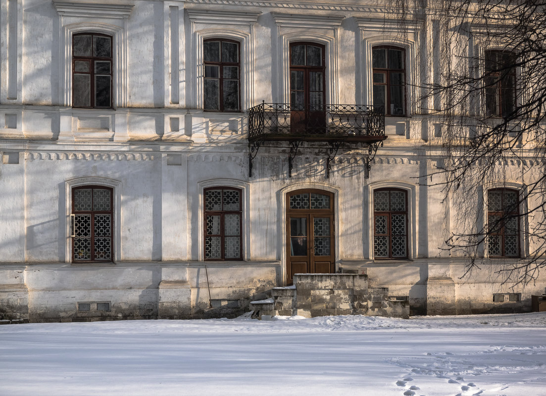 Дом с балконом - Константин Фролов