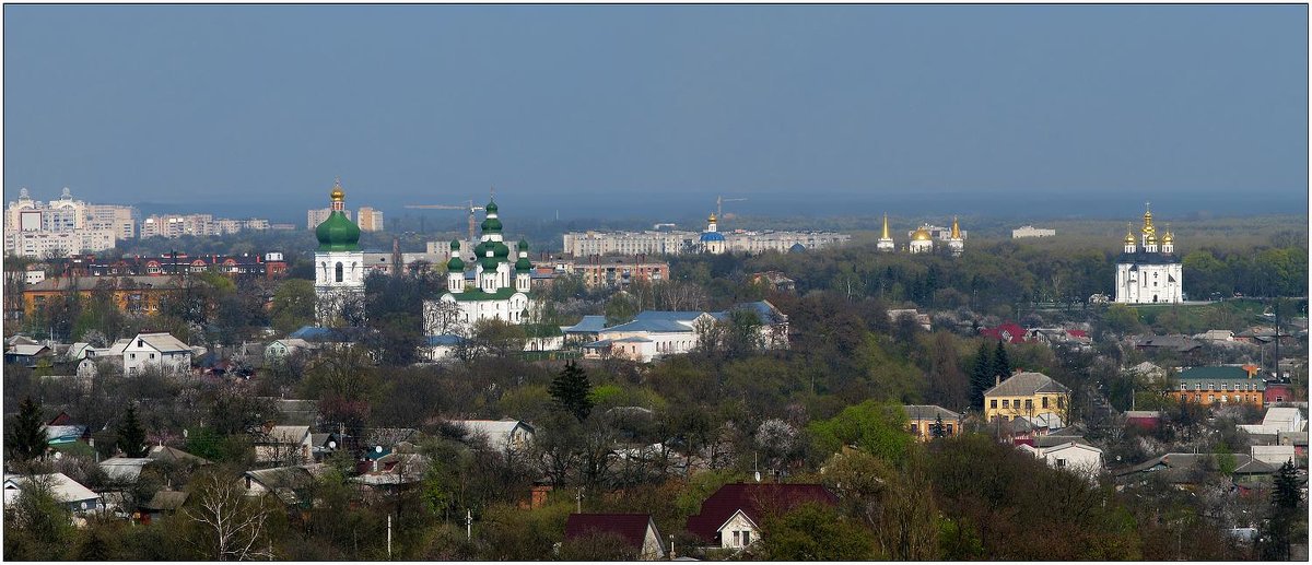 Чернигов с высоты колокольни Троицкого монастыря - Юрий Бойко