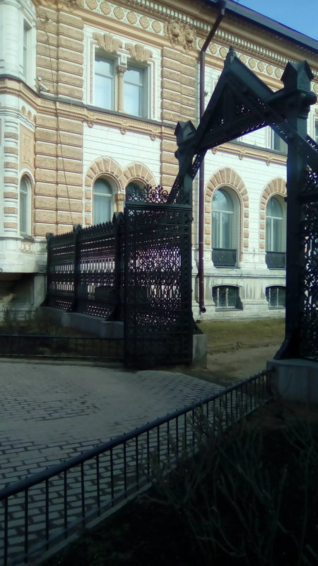 Старинные ворота в сад Сан Галли. (Санкт-Петербург) - Светлана Калмыкова
