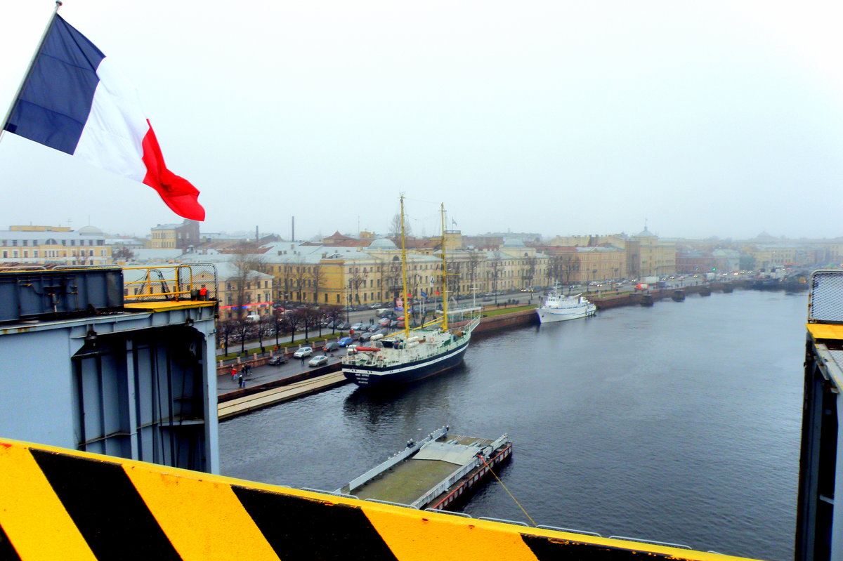 Вид на город с верхней палубы - Сергей 