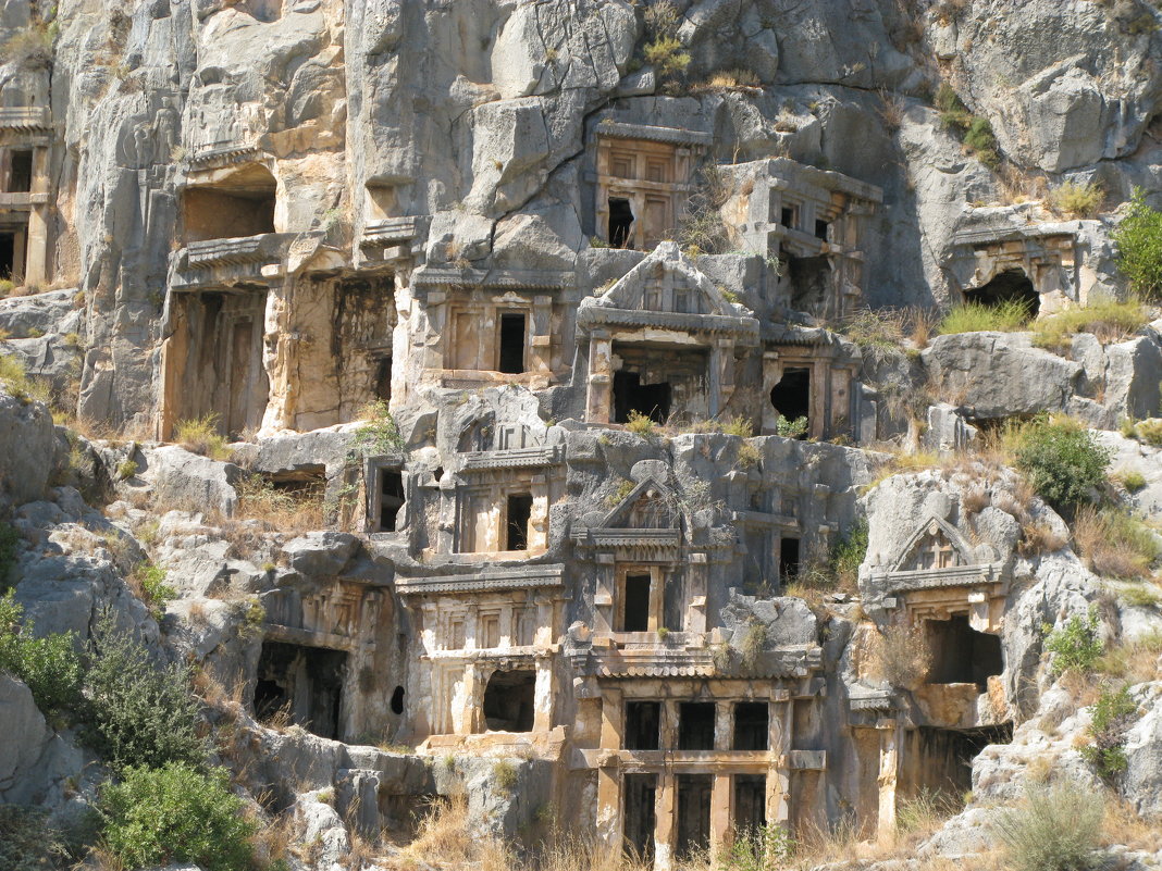Ликийские пещеры-гробницы - Евгения Горбунова