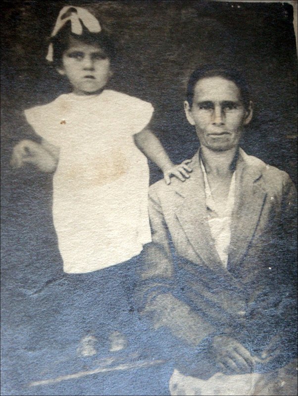 Мама и дочка. 1924 год - Нина Корешкова