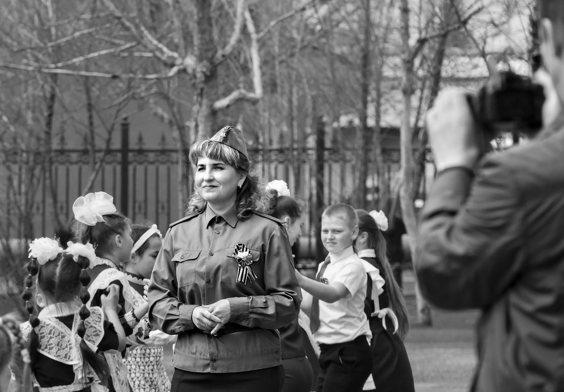 Если у вас умные глаза и загадочная улыбка,значит,вы фотографируетесь... - Елена Иванова