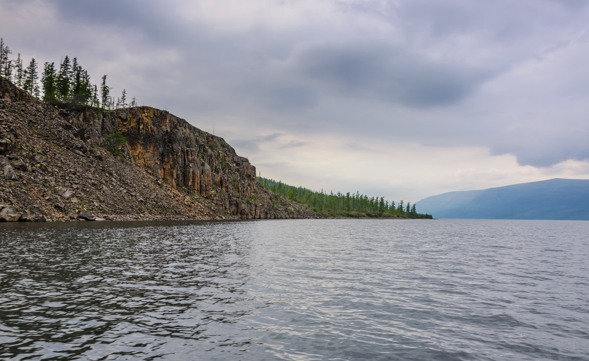 *** - Александр Хаецкий