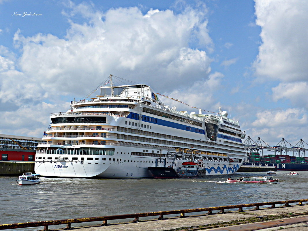 AIDA mar. Hamburg - Nina Yudicheva