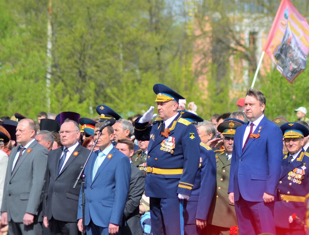 Парад принимают.... - Иван Нищун