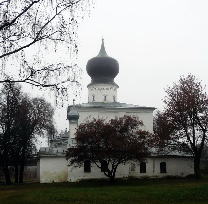 Успенский храм на Ольгинской набережной - Peripatetik 