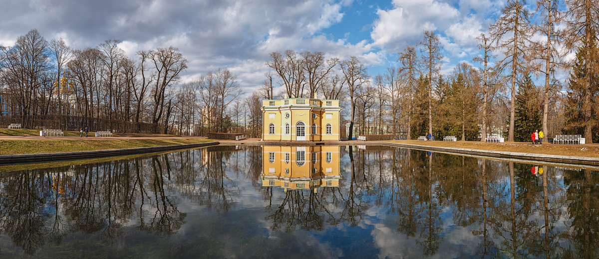 Весенние отражения Екатерининского Парка - Александр Кислицын