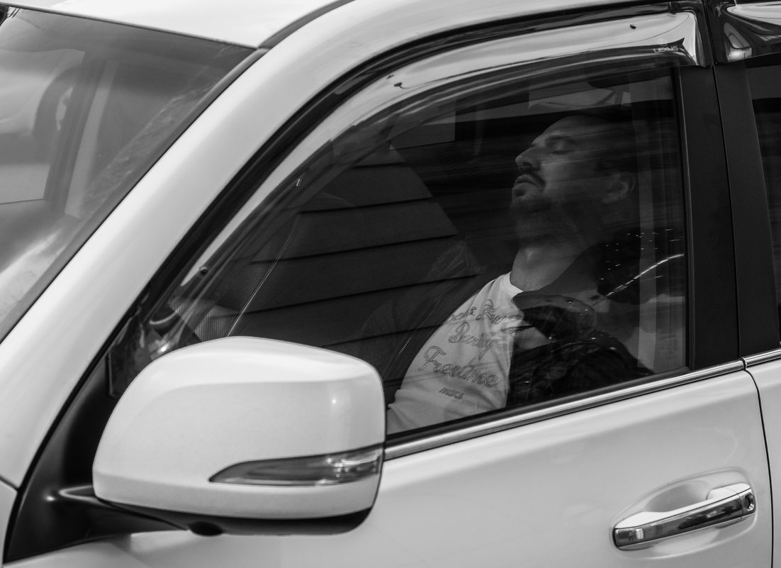 Авто стоит-водитель спит ! ) - Константин Фролов