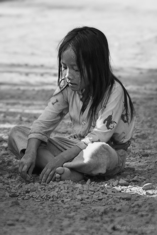 Khmer girl - Oleksii Roshka