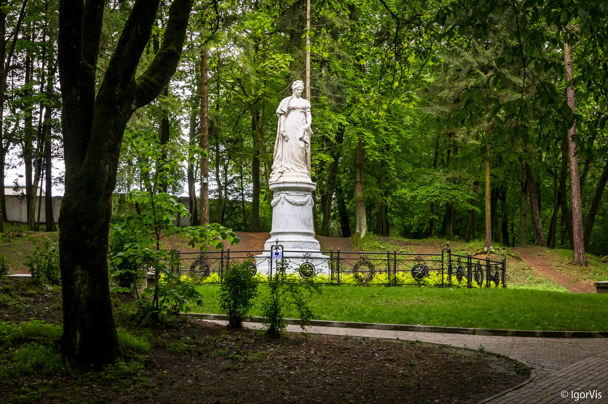Памятник королеве Луизе - Игорь Вишняков