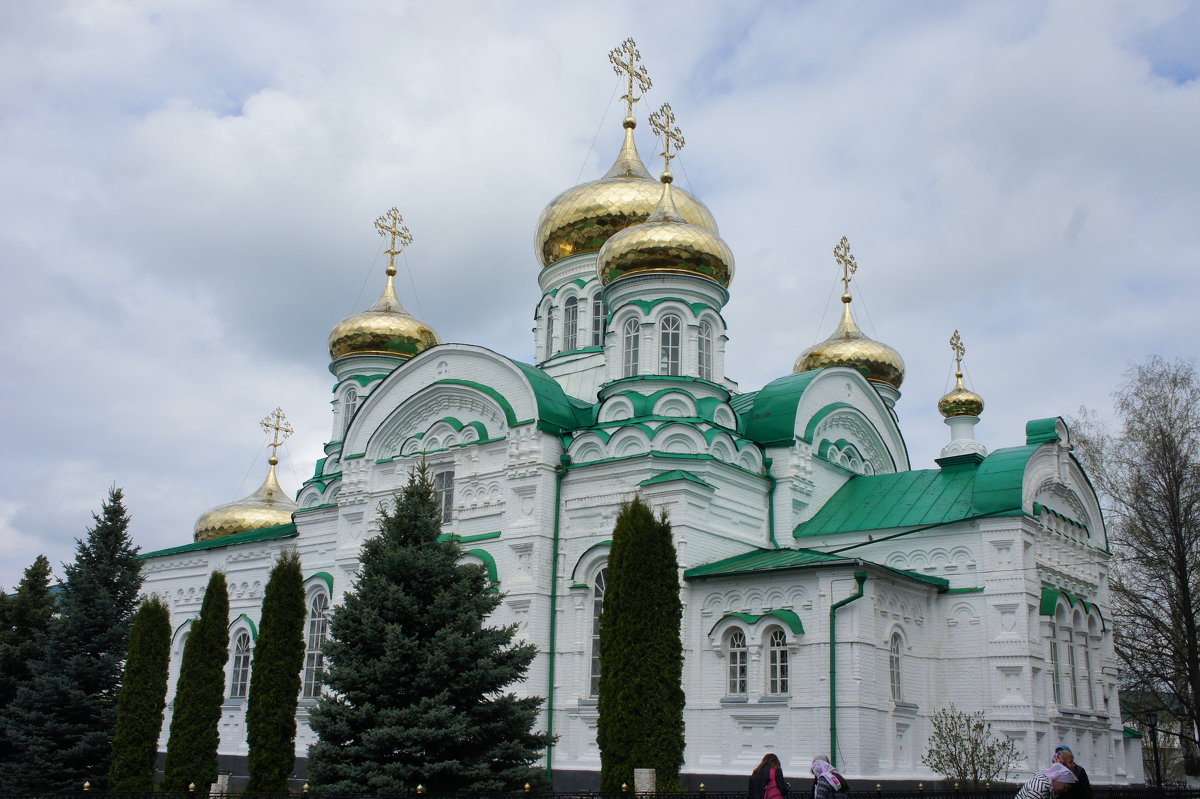 Собор в честь Святой Троицы. Построен в 1910 г. по проекту арх. Ф.Н. Малиновского - Елена Павлова (Смолова)