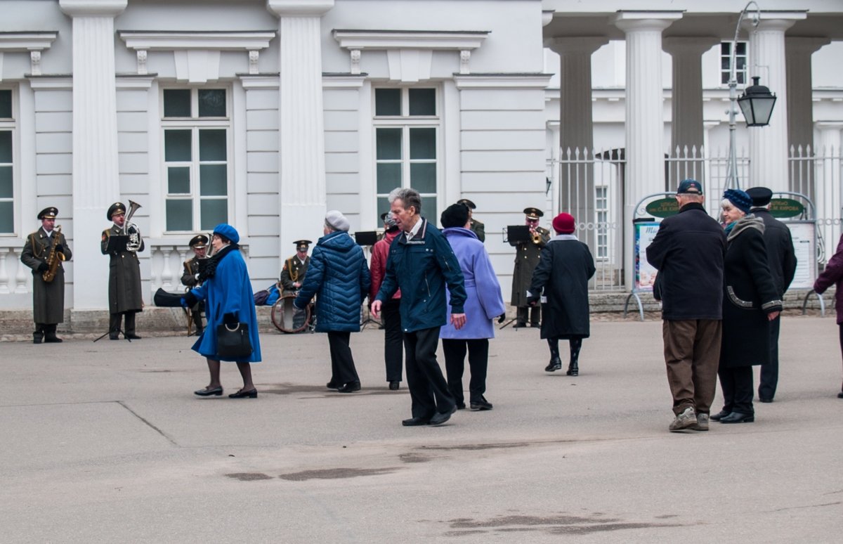 Воскресенье в парке - Елена Кириллова