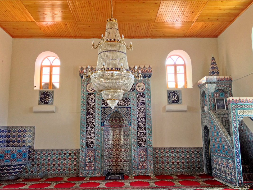 КРЫМ. Алушта.Мечеть Юкъары Джами - Tata Wolf