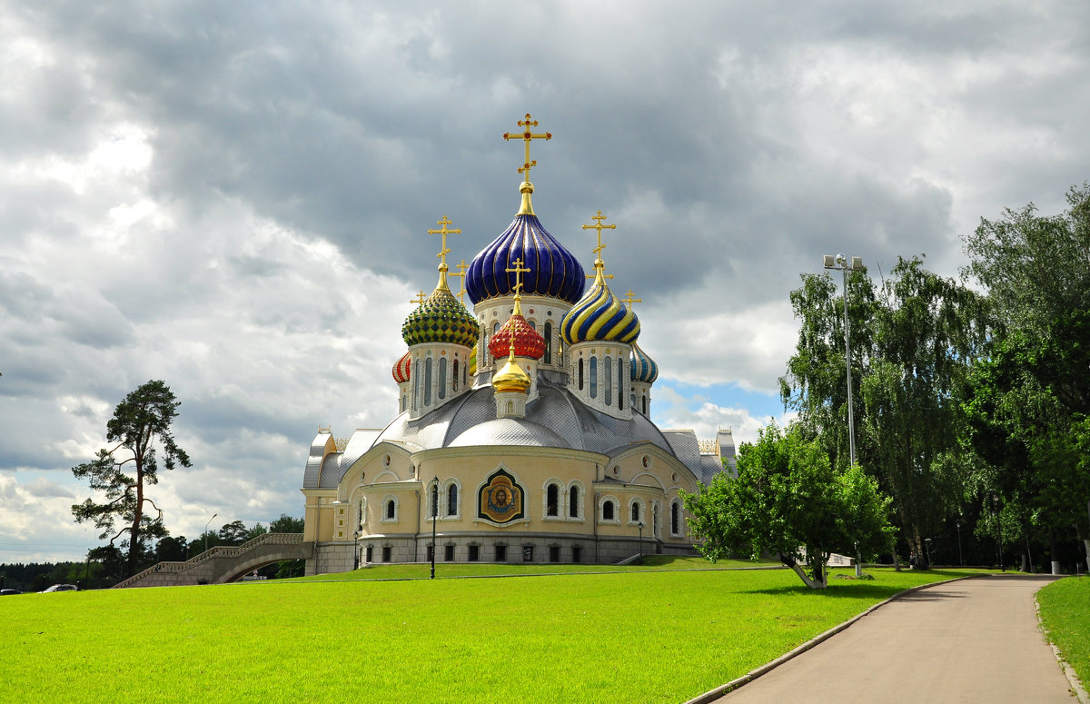 Храм в Переделкино. 08.06.2016г. - Виталий Виницкий