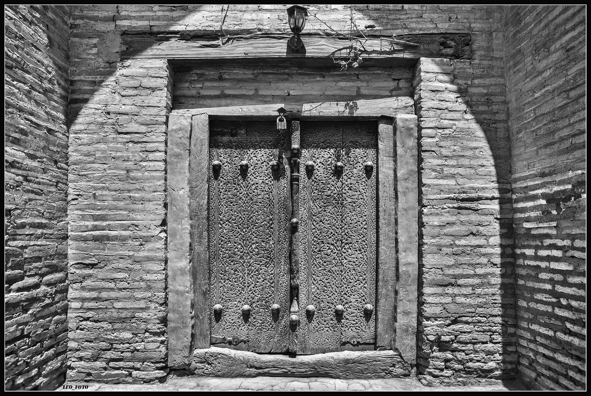 Старые двери . Хива - Леонид Кудрейко
