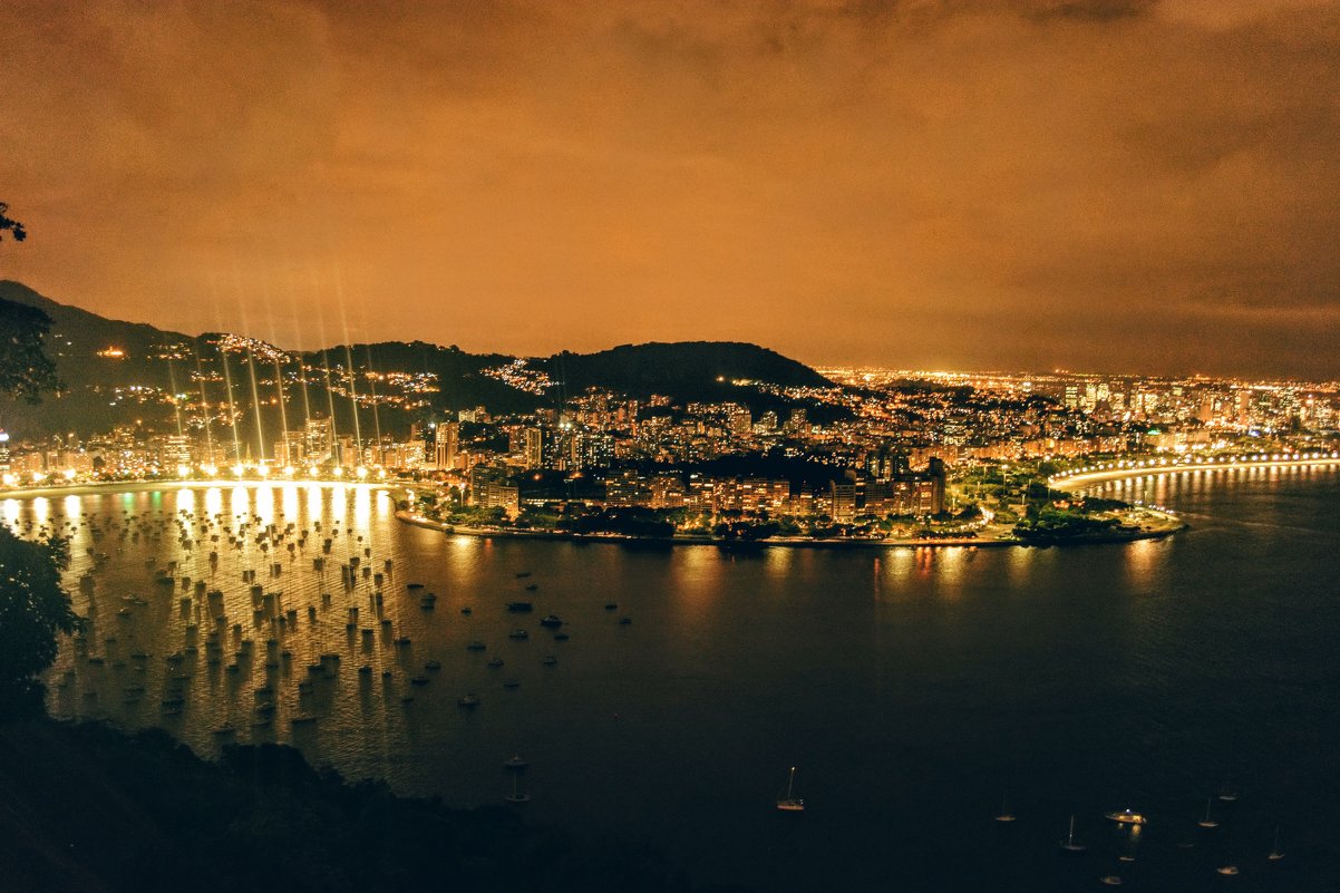 Рио де Жанейро ночью - Arman S